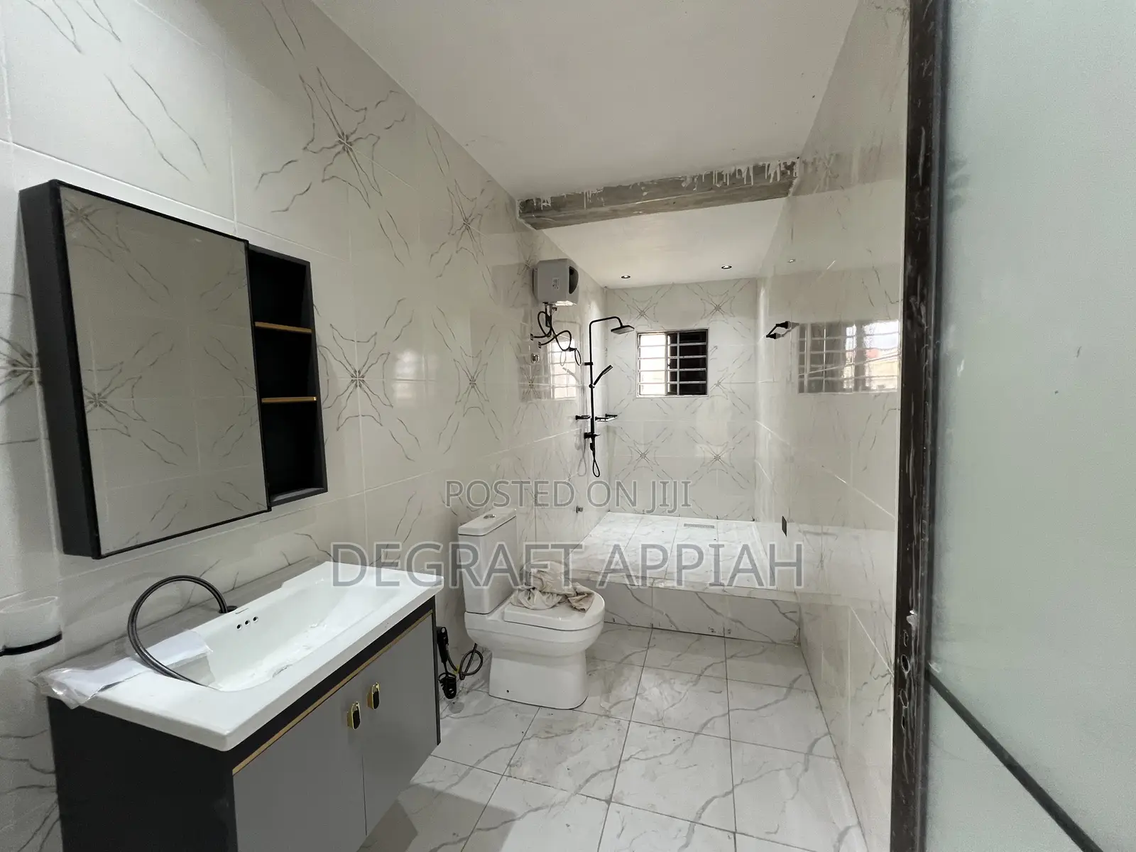 4bdrm House in Buobai, Asokore, Kumasi Metropolitan for sale
