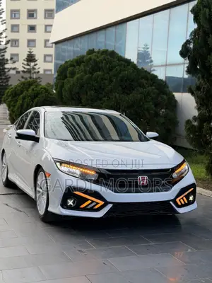 Honda Civic Si 2dr Coupe (1.5L 4cyl) 2017 White