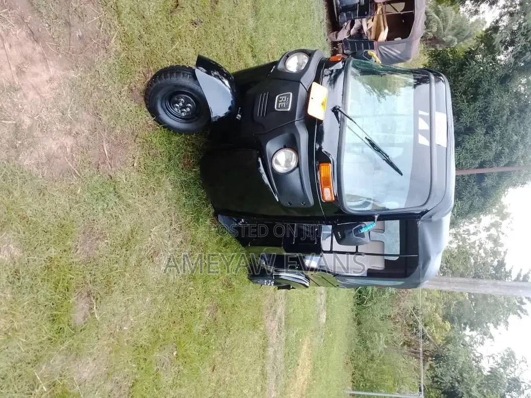 Bajaj RE 2022 Black