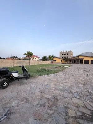 4bdrm House in Kasapreko, Spintex for rent
