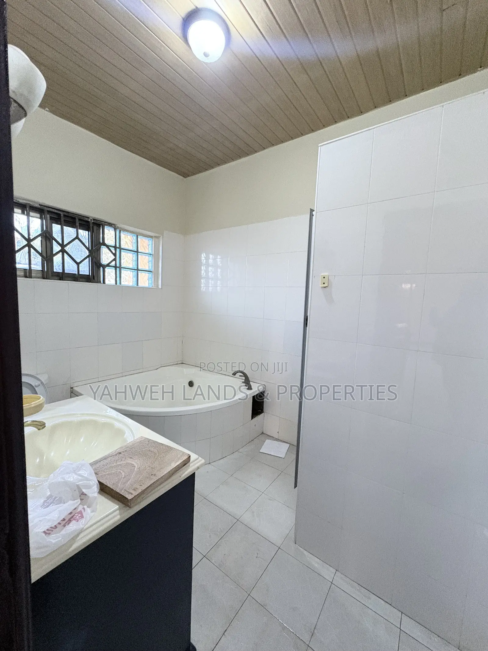 4bdrm House in Kasapreko, Spintex for rent