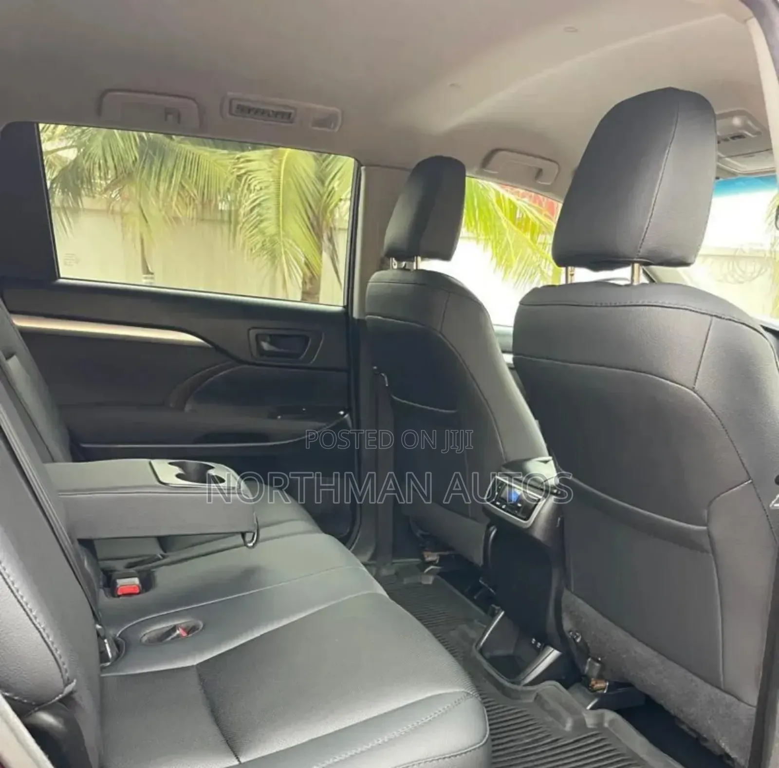 Toyota Highlander LE 4x2 (2.7L 4cyl 6A) 2018 White