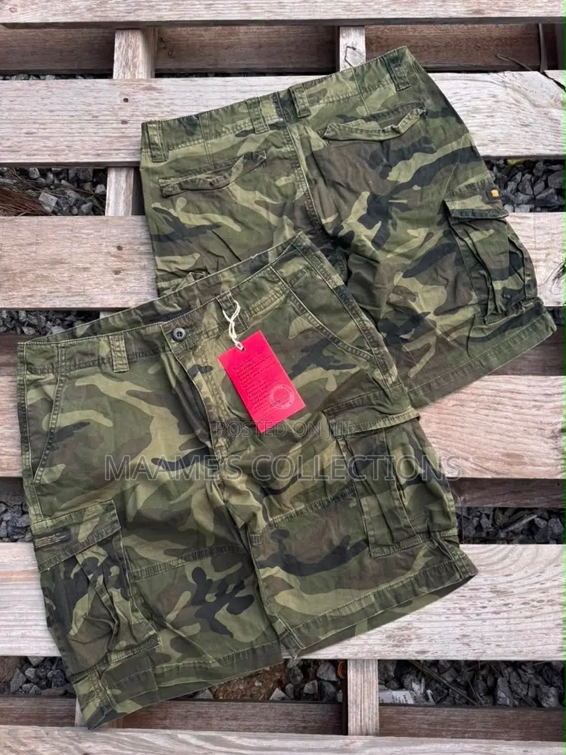 Trendy Men’s Utility Cargo Shorts – Multiple Designs