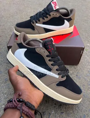 Air Jordan 1 Low Travis Scott,39_45,Gh350