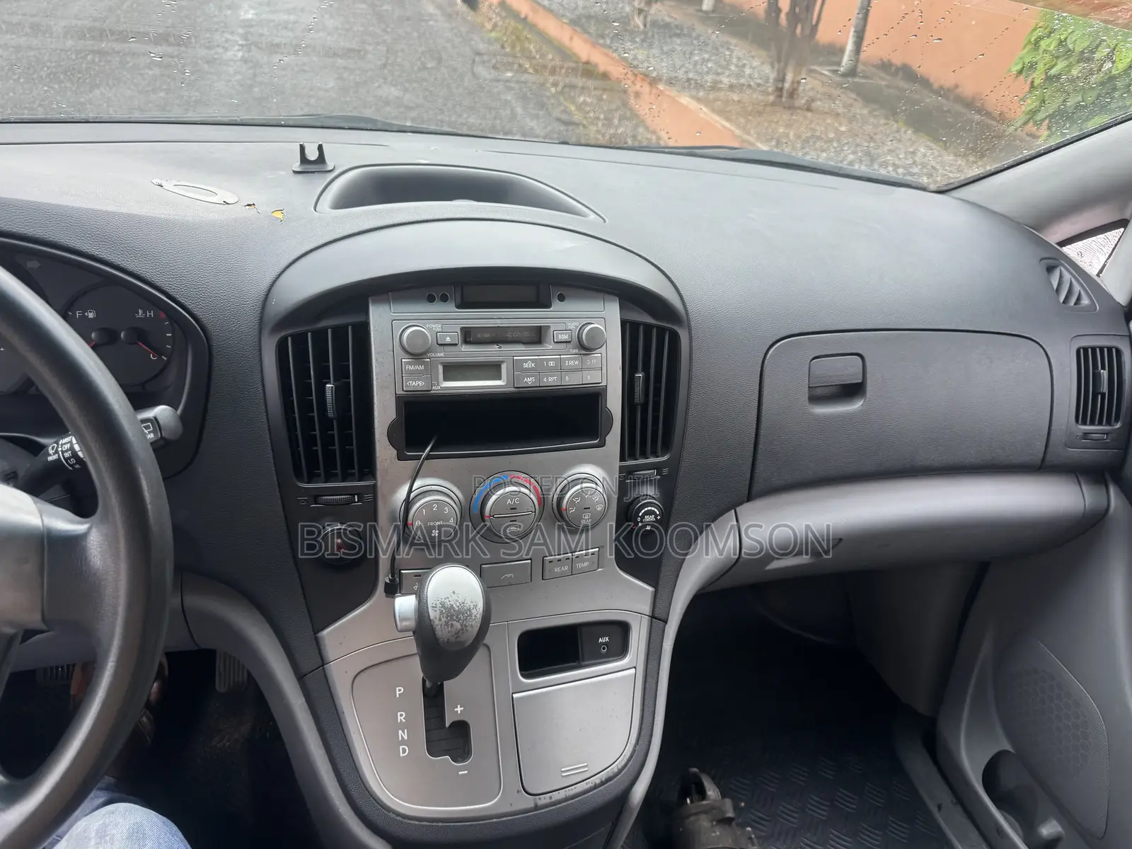 Hyundai Starex 2015 Silver
