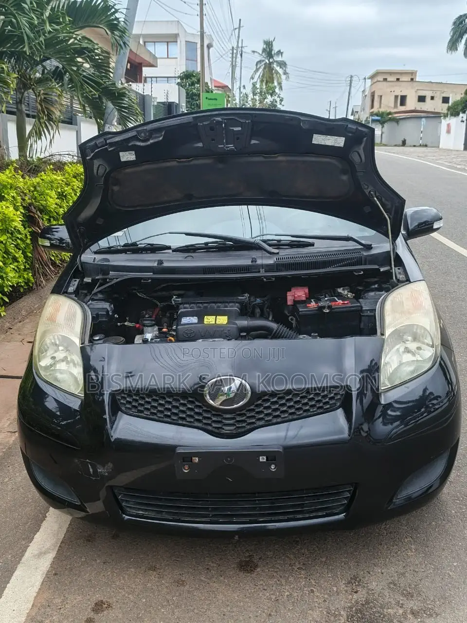 Toyota Vitz 2010 Black