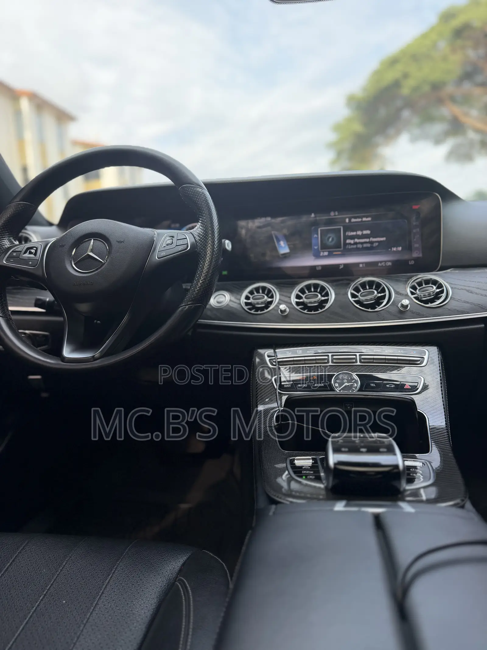 Mercedes-Benz E300 2018 White
