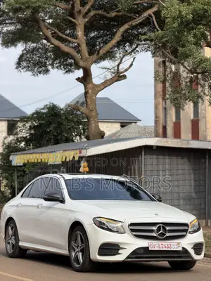 Mercedes-Benz E300 2018 White