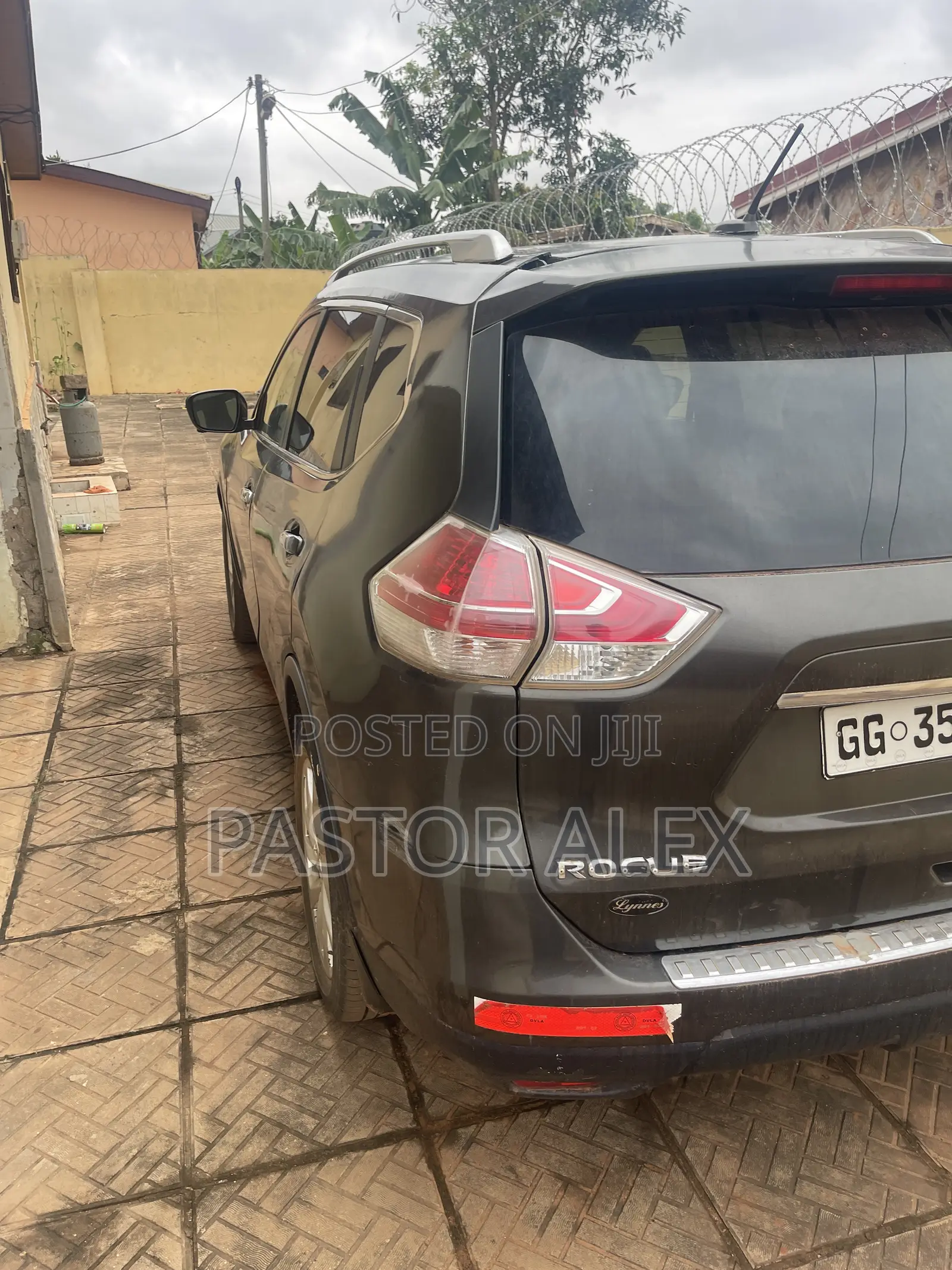Nissan Rogue S 4dr SUV AWD (2.5L 4cyl CVT) 2014 Gray