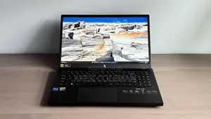 Laptop Acer Nitro V 15 16GB Intel Core i7 SSD 512GB