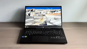 Laptop Acer Nitro V 15 16GB Intel Core i7 SSD 512GB