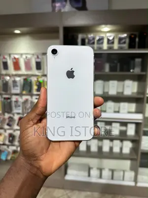 New Apple iPhone XR 64 GB White
