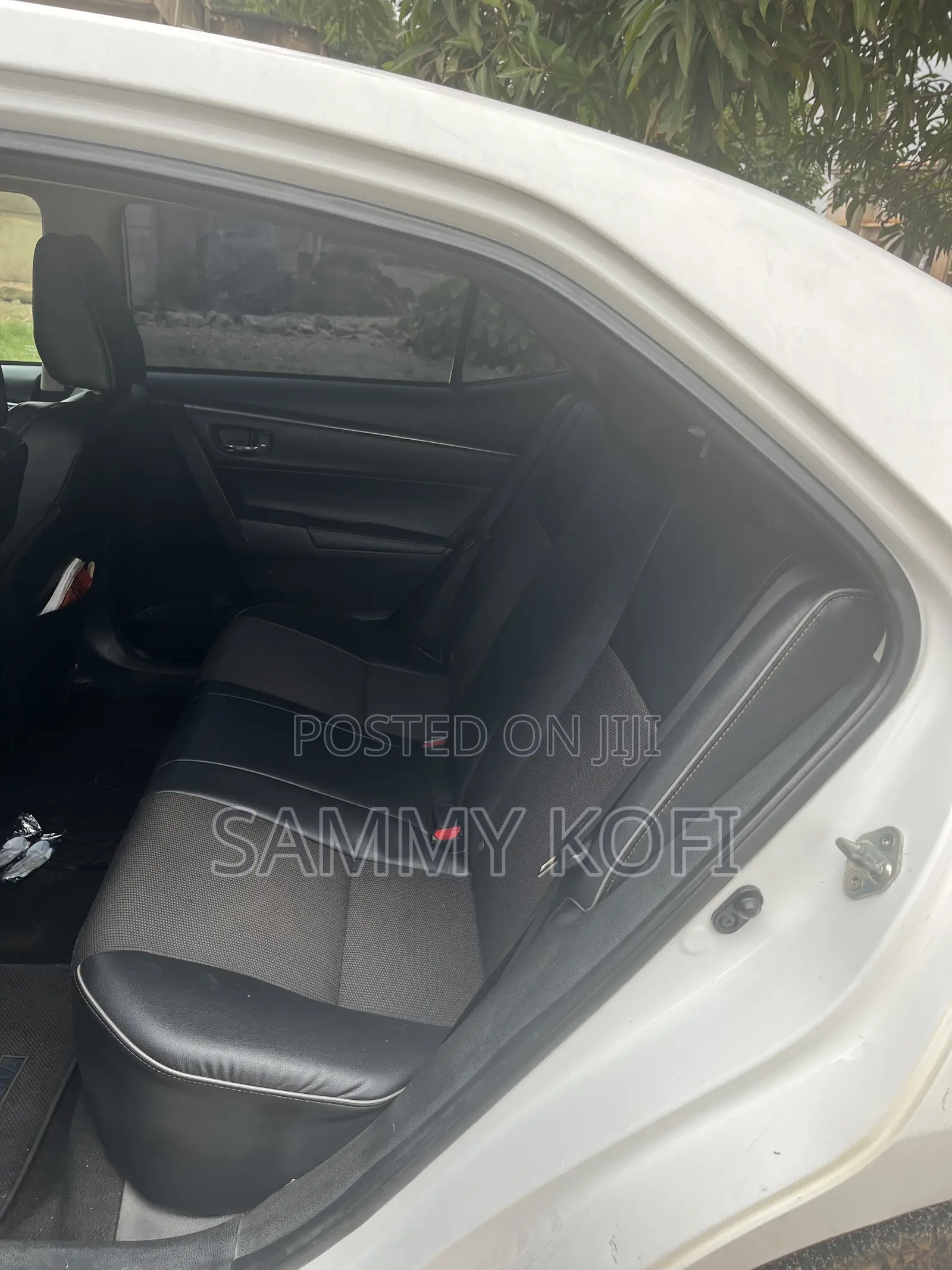 Toyota Corolla 2015 White