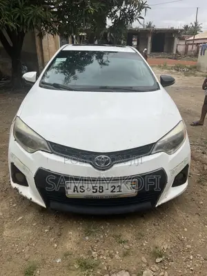 Toyota Corolla 2015 White