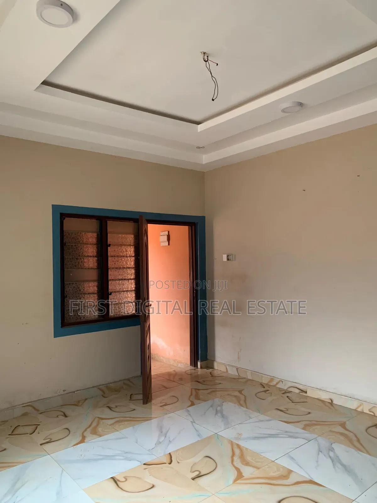 Chamber and Hall Self Contain for Rent at Redtop Osei