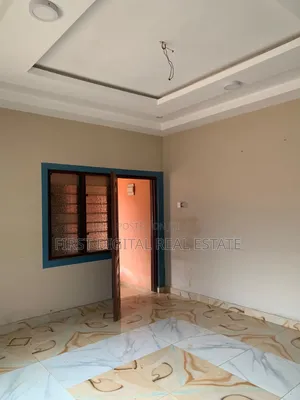 Chamber and Hall Self Contain for Rent at Redtop Osei