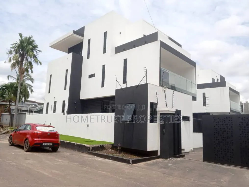 5bdrm Duplex in East Legon A&C Mall for sale