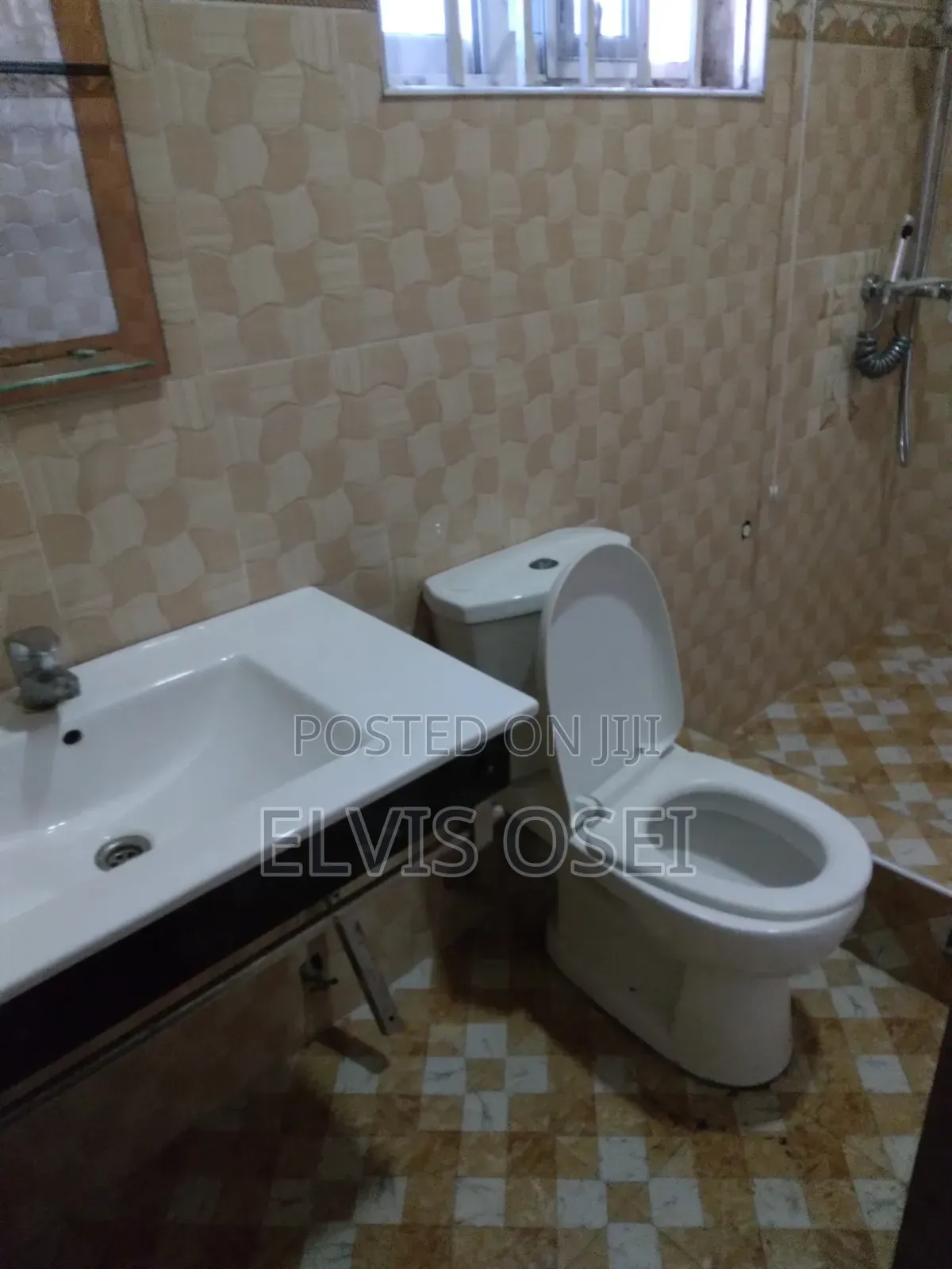 2bdrm Apartment in Dansoman Snnit Down, Accra Metropolitan for rent