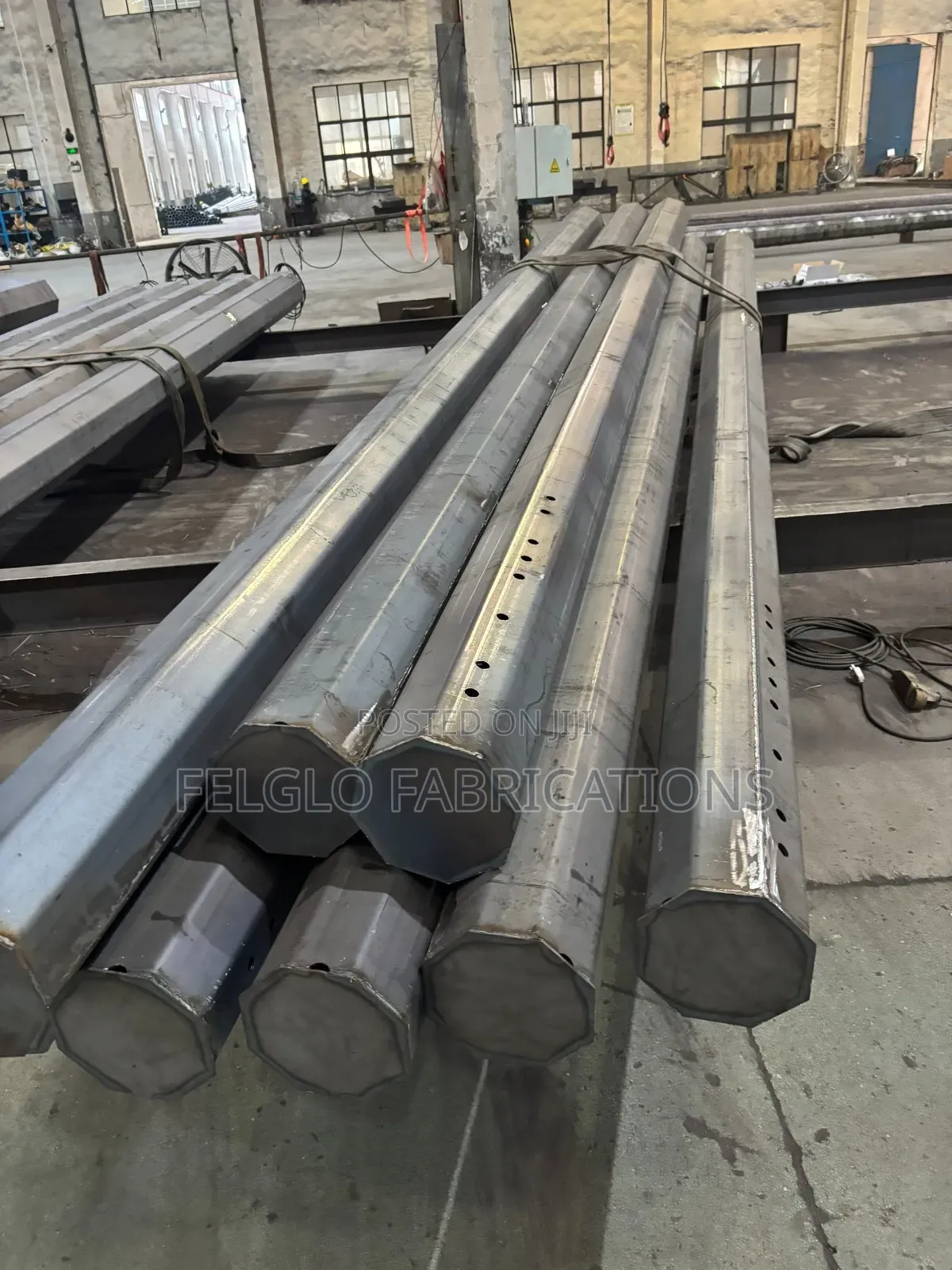 Hightension and Lv Galvanized Octagonal Poles
