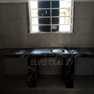 1bdrm Apartment in Exhibition, Accra Metropolitan for rent