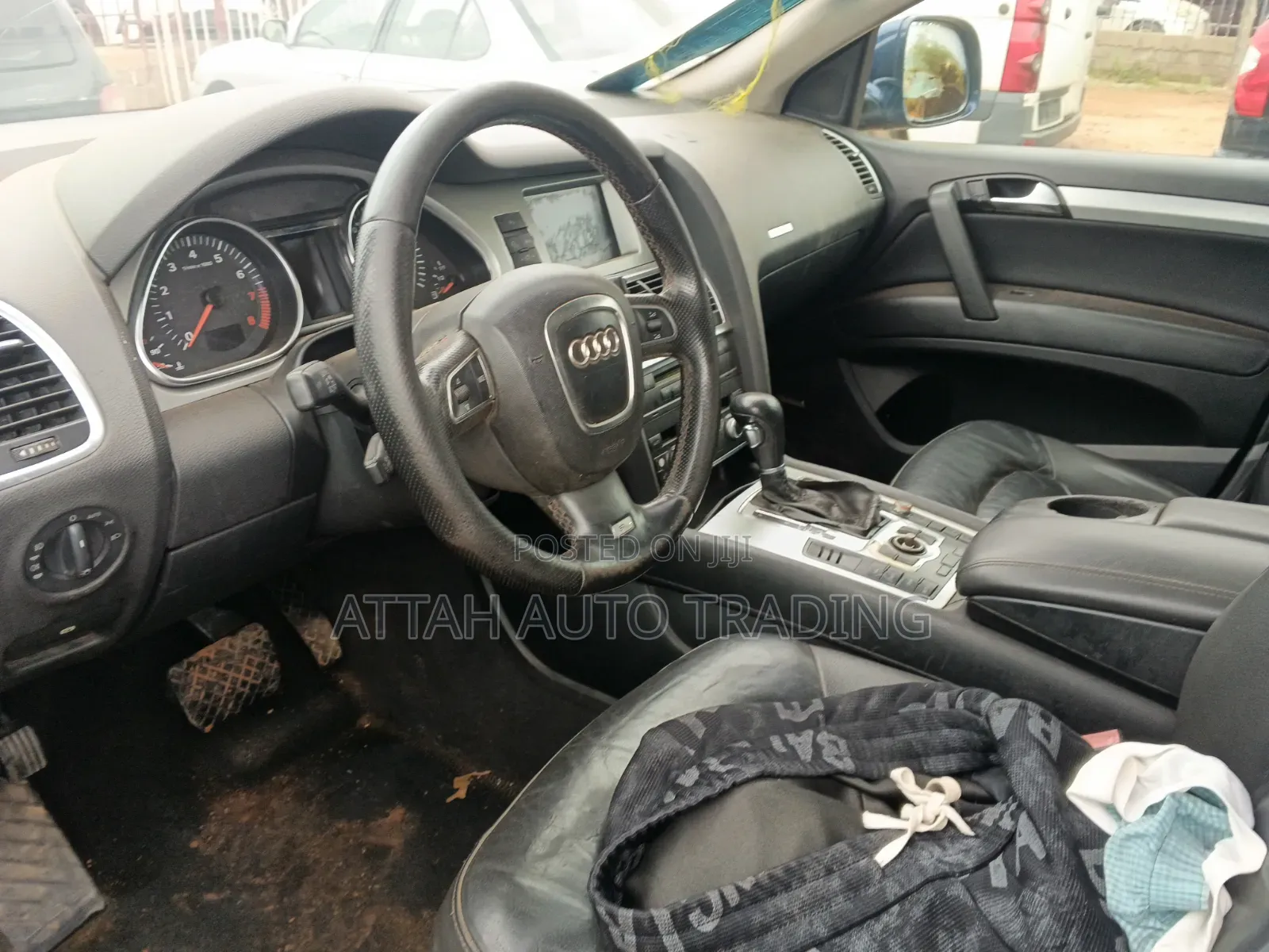 Audi Q7 2010 Black