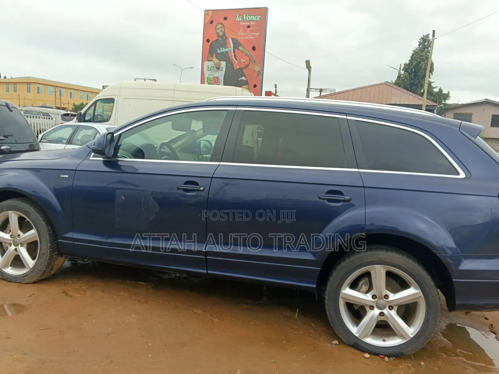 Audi Q7 2010 Black