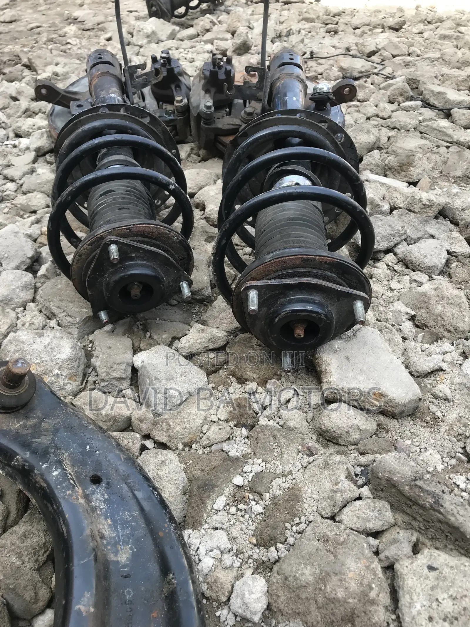 Mitsubishi Outlander 2016 to 2019 Front Shocks Complete With Hub