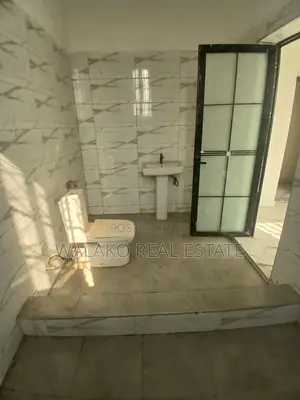2bdrm Apartment in Pokuase for rent