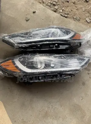 Hyundai Elantra 2017 Headlight