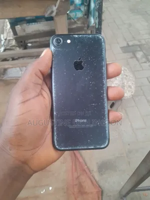 Apple iPhone 7 32 GB Black