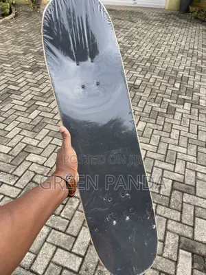 31" Skateboard