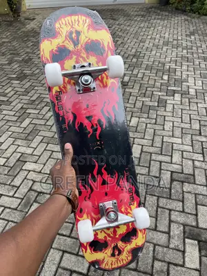 31" Skateboard