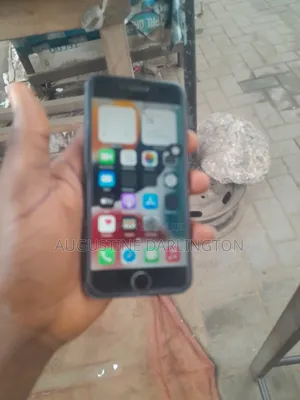 Apple iPhone 7 32 GB Black