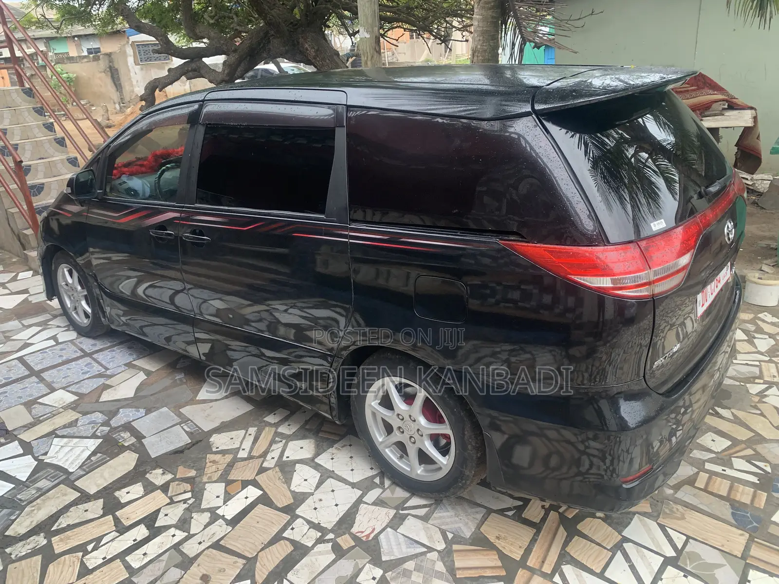 Toyota Estima 2012 Black
