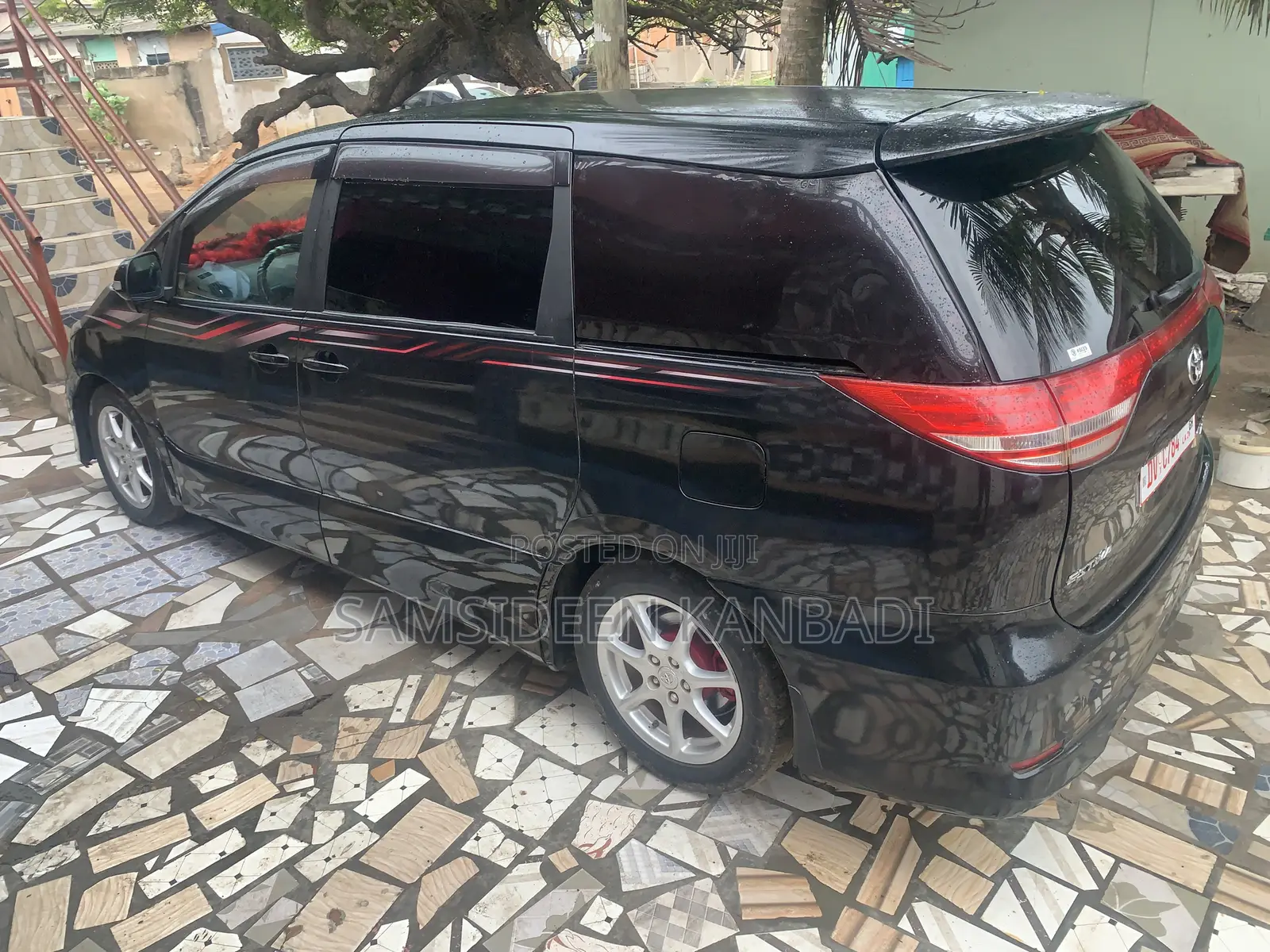 Toyota Estima 2012 Black