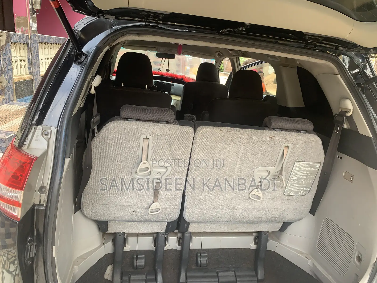 Toyota Estima 2012 Black