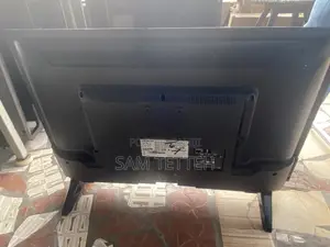 Neat Hatachi TV 32 Smart Full Hd