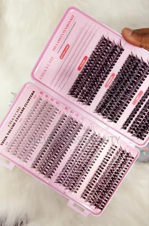 Cluster With Buttom Lashes
