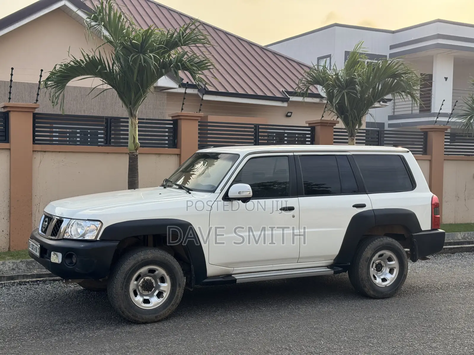Nissan Patrol 4.8 2012 White