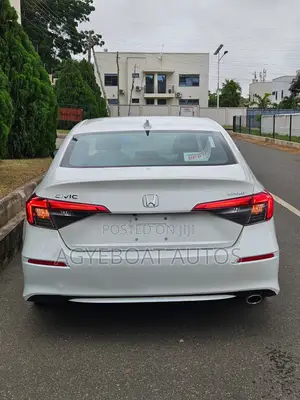 Honda Civic Sport CVT 2023 White