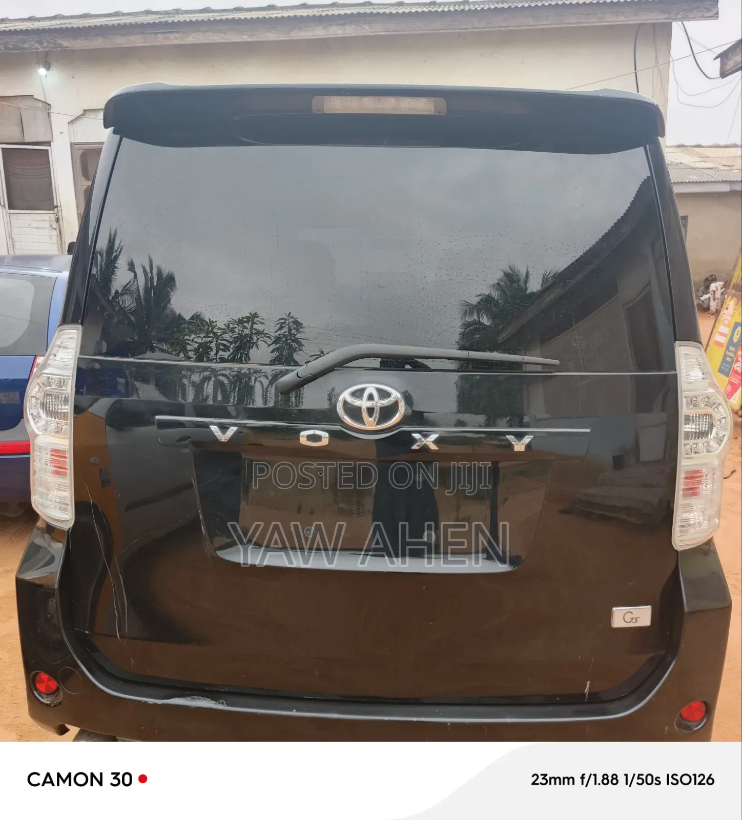 Toyota Voxy 2013 Black