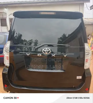 Toyota Voxy 2013 Black