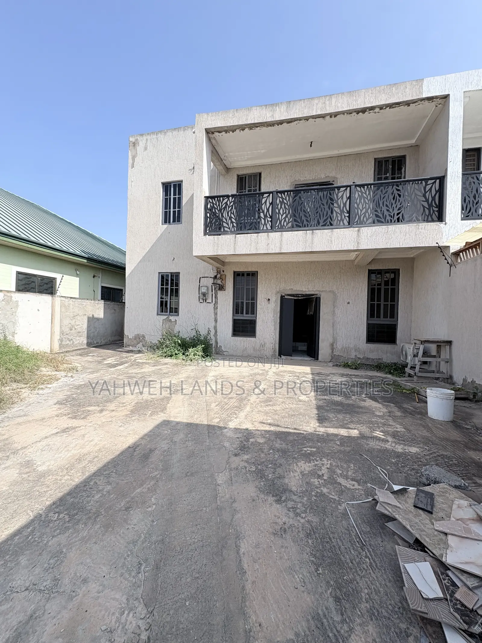 4bdrm House in Community 18 Blog, Spintex for sale