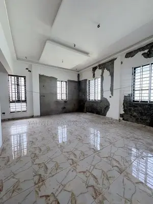 4bdrm House in Community 18 Blog, Spintex for sale