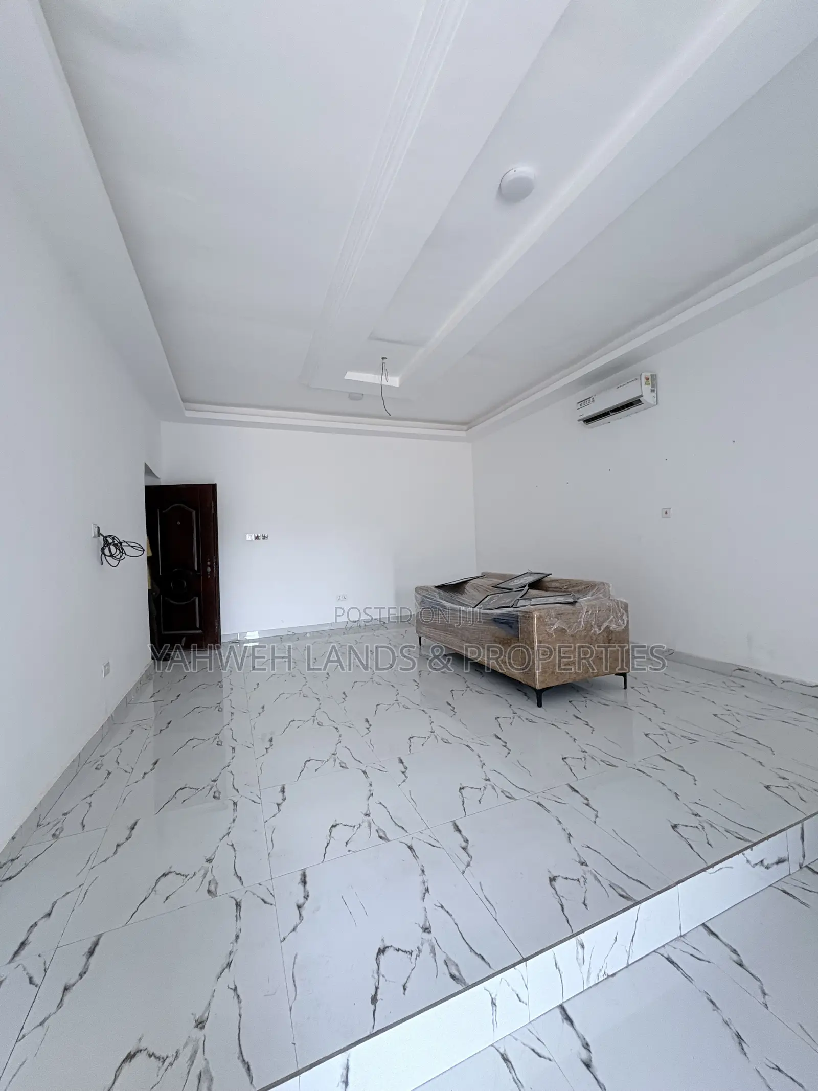 4bdrm House in Community 18 Blog, Spintex for sale