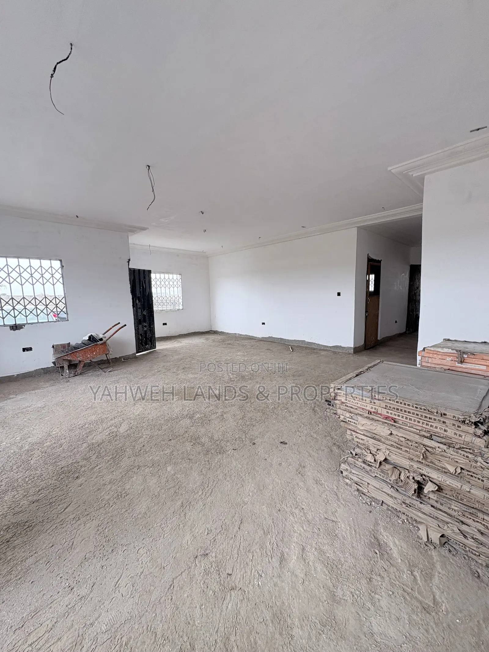 4bdrm House in Community 18 Blog, Spintex for sale