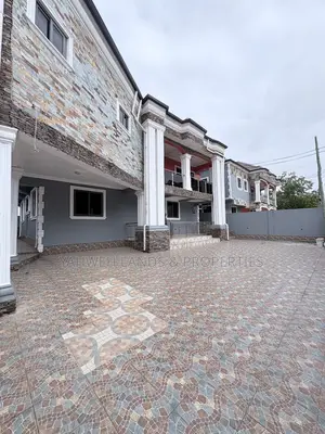 5bdrm Duplex in Akuaba Estate, Spintex for rent