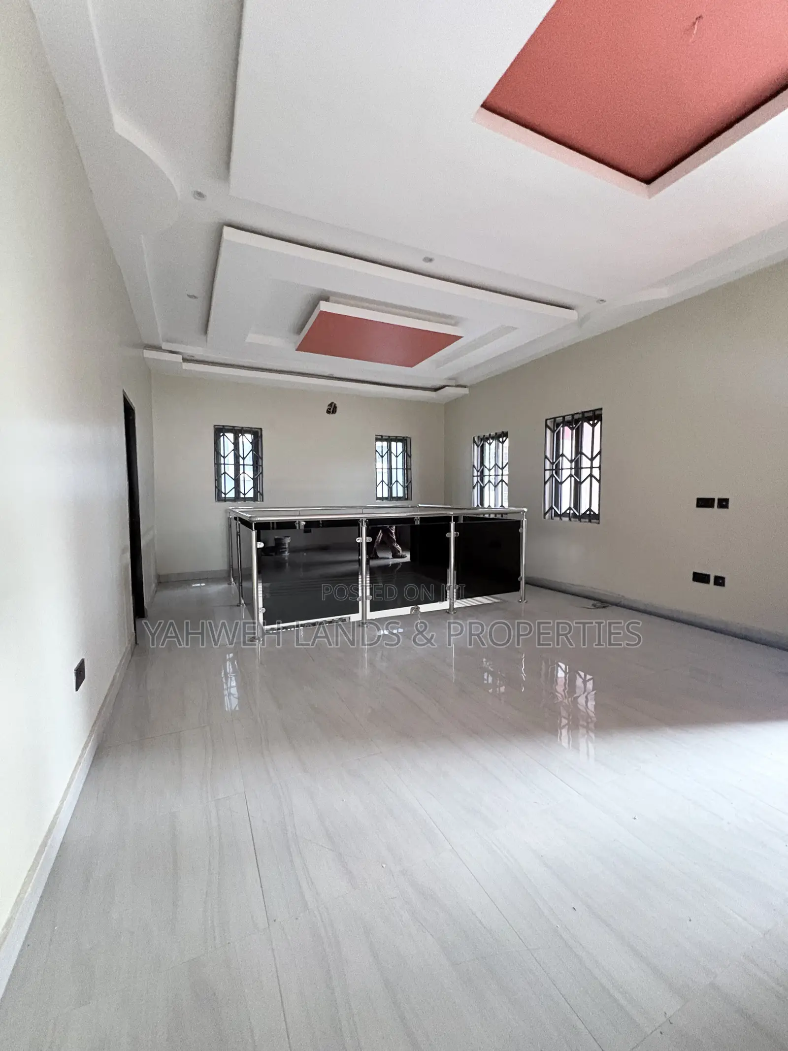 5bdrm Duplex in Akuaba Estate, Spintex for rent