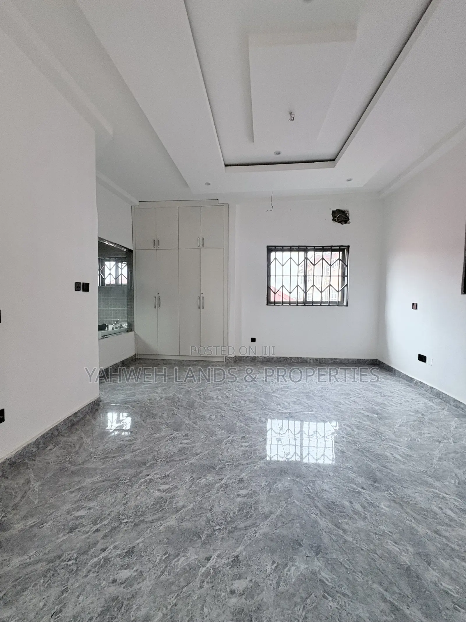5bdrm Duplex in Akuaba Estate, Spintex for rent