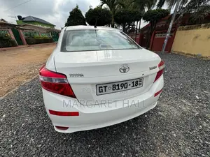 Toyota Yaris 2017 White
